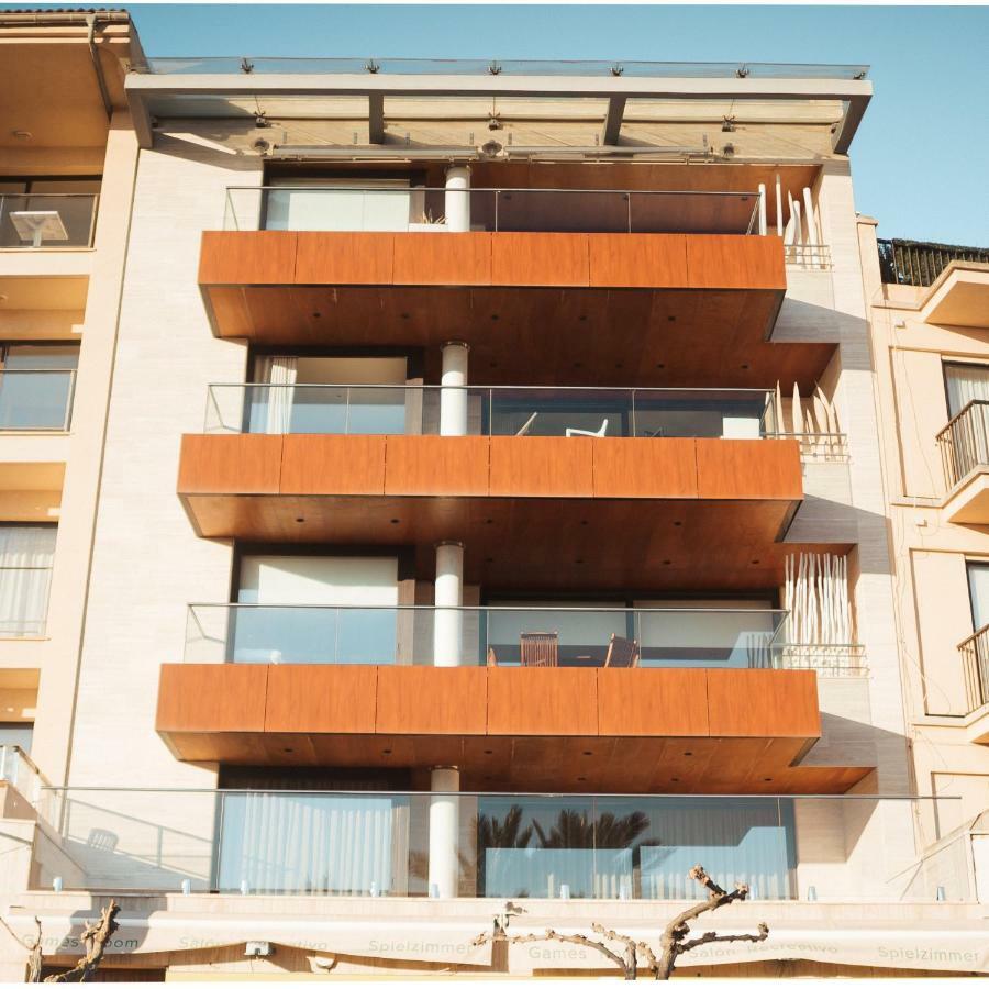 Luxury Sea View Apartment In Puerto De Alcudia ภายนอก รูปภาพ